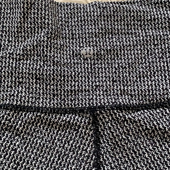 Lululemon leggings - Picture 3 of 3